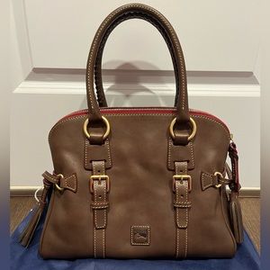 *Brand New* Dooney & Bourke Florentine Medium Domed Buckle Satchel
